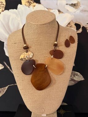 Statement Brown and Amber Resin Pendant Necklace with Matching Earrings